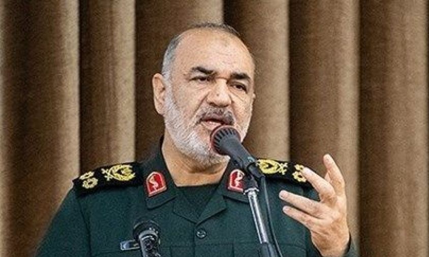 اگر دشمنان از توطئه علیه ایران دست برندارند، از آنها انتقام می‌گیریم
