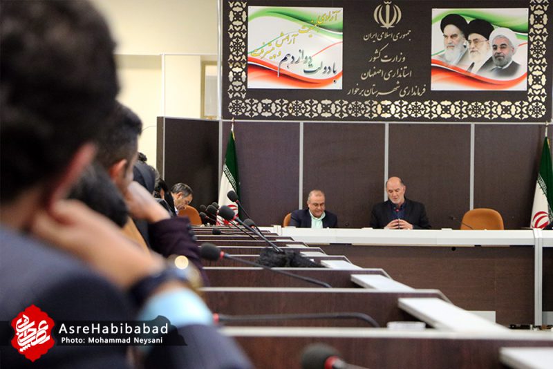 نشست خبری فرماندار برخوار بمناسبت گذشت یکسال از فعالیتش در شهرستان