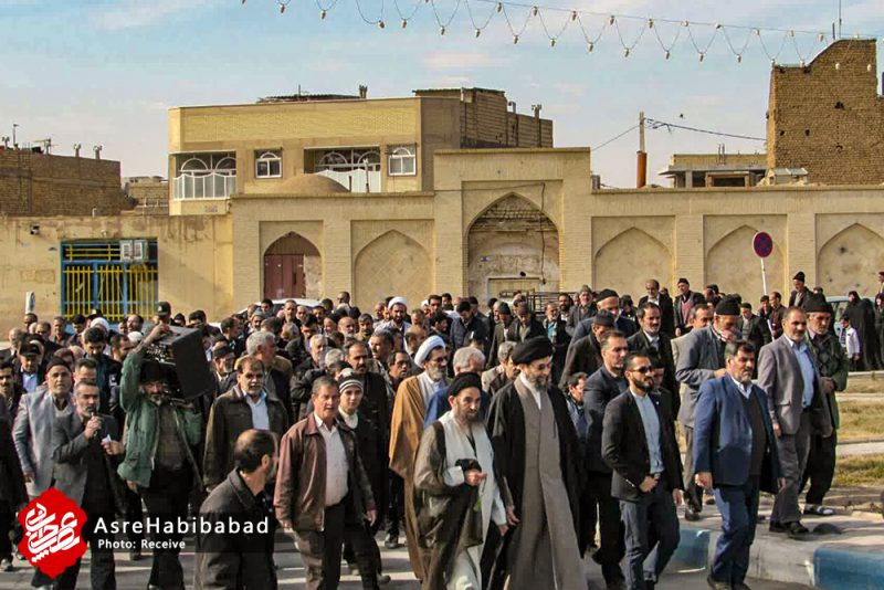 راهپیمایی مردم حبیب آباد در حمایت از اقتدار نظام