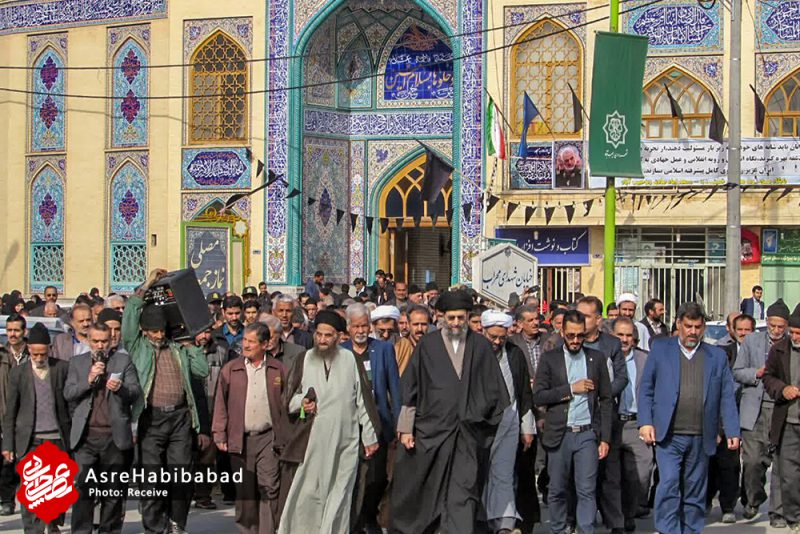 راهپیمایی مردم حبیب آباد در حمایت از اقتدار نظام