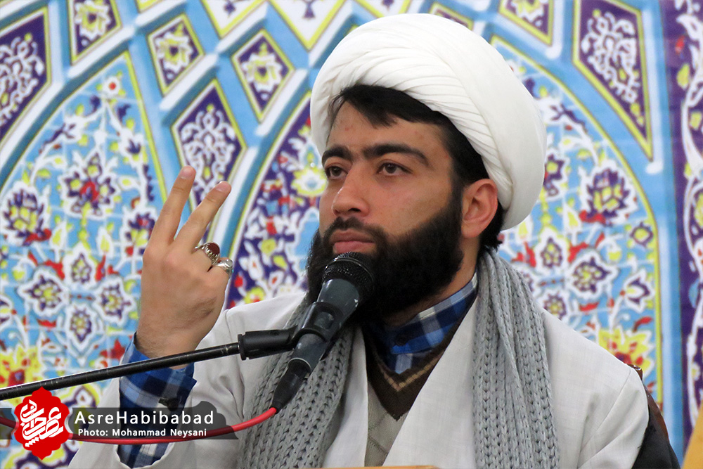 مردم نباید فریب ظاهر یک مسئول یا نامزد انتخاباتی را بخورند
