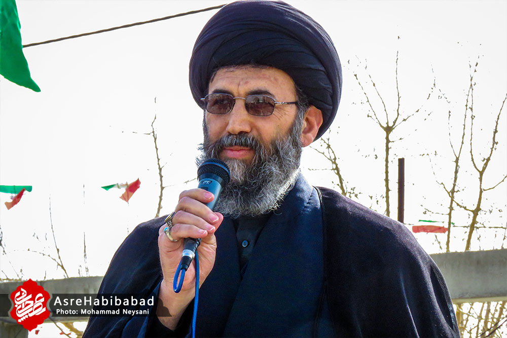 مرحوم حاج مصطفی فقیه در طول عمر ۸۰ سال خود بیشترین وقت را صرف تعزیه کرد