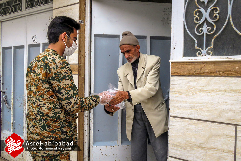 تصاویر | توزیع 4 هزار بسته بهداشتی ضدکرونایی در شهر حبیب آباد