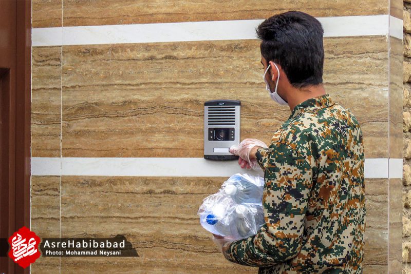 توزیع 4 هزار بسته بهداشتی ضدکرونایی در شهر حبیب آباد