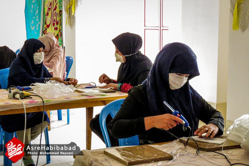 کارگاه مردمی تولید ماسک حبیب آباد