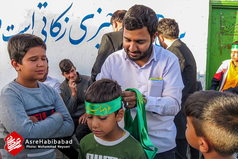 جشن خیابانی میلاد کریم اهل بیت در مناطق کم برخوردار بخش حبیب آباد