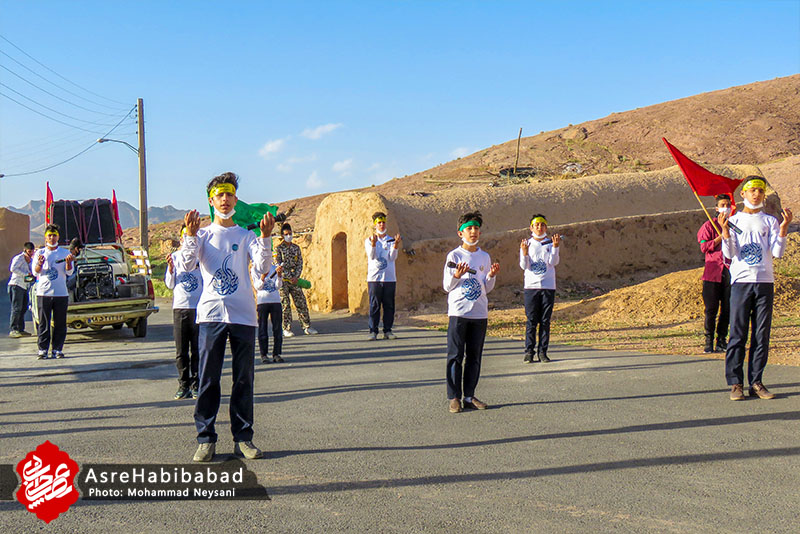 تصاویر | جشن خیابانی میلاد کریم اهل بیت در مناطق کم برخوردار بخش حبیب آباد