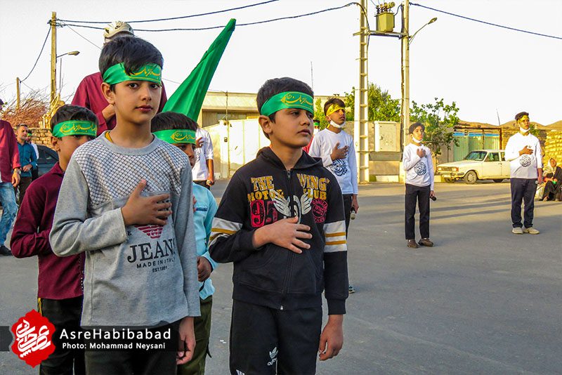 جشن خیابانی میلاد کریم اهل بیت در مناطق کم برخوردار بخش حبیب آباد