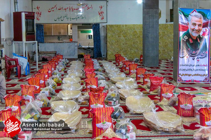 سومین مرحله توزیع بسته های مواسات و کمک مومنانه در شهر کمشچه