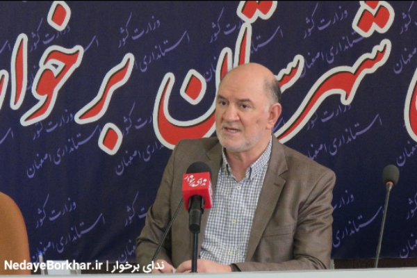 حکم بدوی پرونده تعلیق شورای اسلامی دولت آباد صادر شده/ فرماندار حق دخالت در پرونده های قضائی را ندارد
