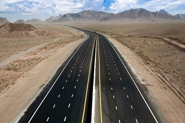 آزادراه کنارگذر شرق اصفهان با دستور رئیس جمهور به بهره برداری رسید