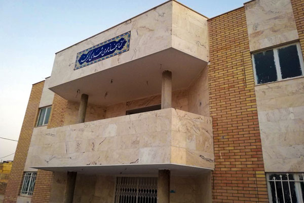 بهره برداری از کتابخانه عمومی شهدای کربکند در دهه فجر امسال
