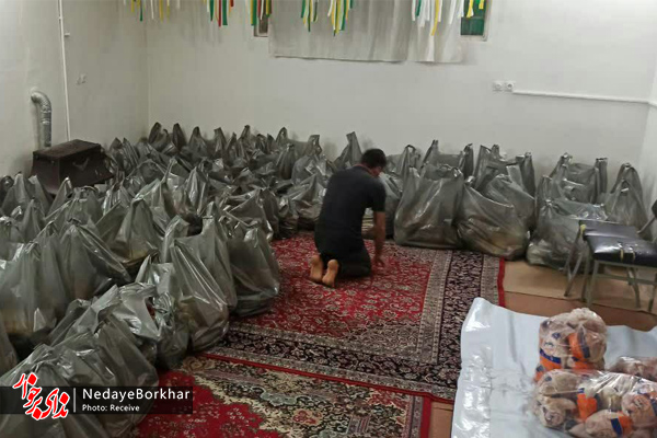 توزیع ۱۲۰ بسته معیشتی بین نیازمندان شهر دستگرد برخوار