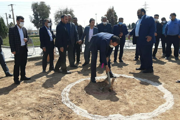کلنگ احداث زورخانه شهر دولت آباد به زمین زده شد