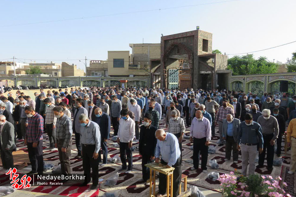 نماز عید سعید فطر در دستگرد برخوار اقامه شد + تصاویر