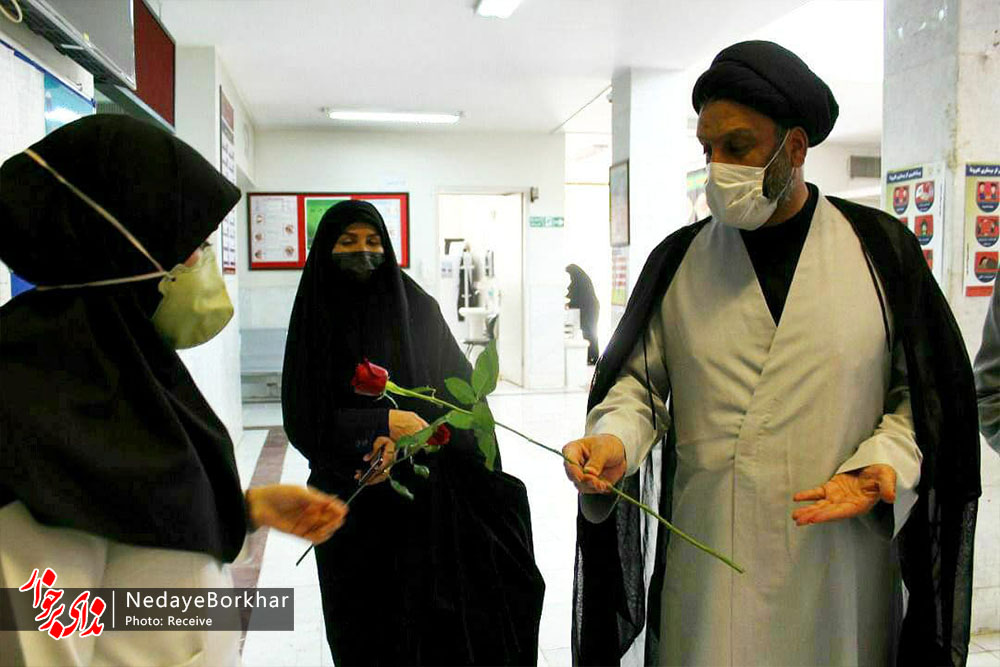 از کادر پزشکی شبکه بهداشت و درمان شهرستان برخوار تجلیل شد + تصاویر
