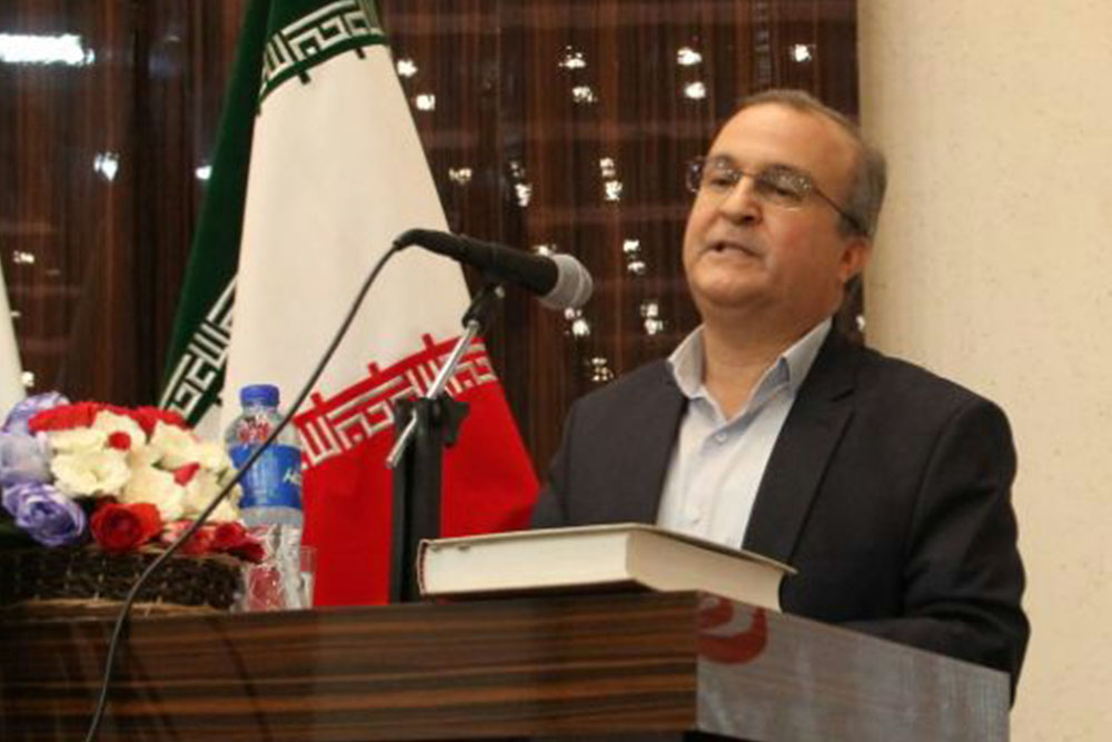 در گزارشات خود به ارتقاء سطح فرهنگی شهرستان بپردازید