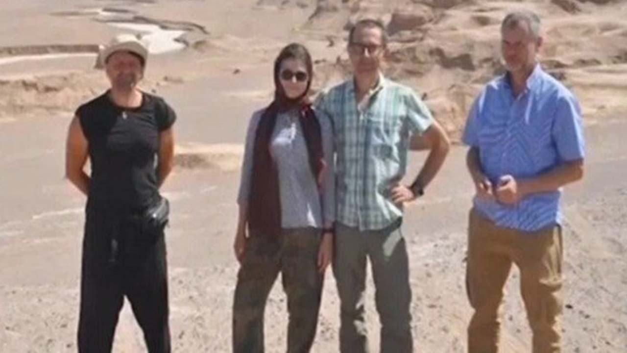 جاسوس‌های غربی با سرقت خاک ایران به دنبال چه بودند؟