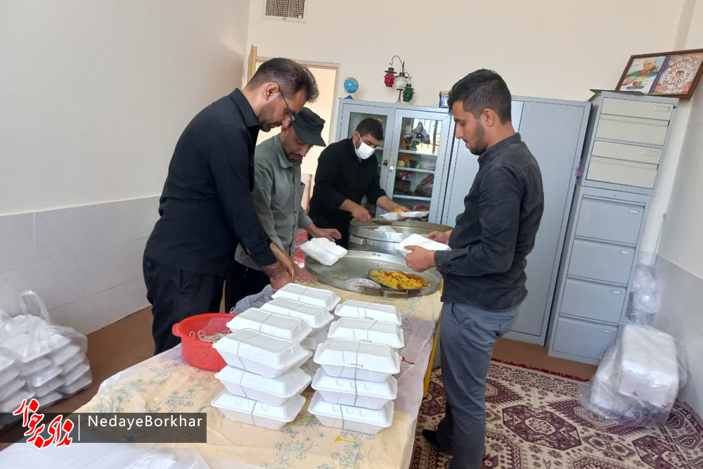 توزیع بیش از هزار پرس غذای گرم بین نیازمندان شهرستان برخوار