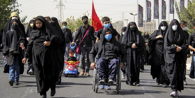 التیام فراق جاماندگان اربعین با پیاده روی به سمت امامزاده محمود دولت آباد