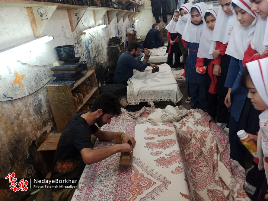 تصاویر | بازدید دانش آموزان از اماکن تاریخی و صنایع دستی خورزوق
