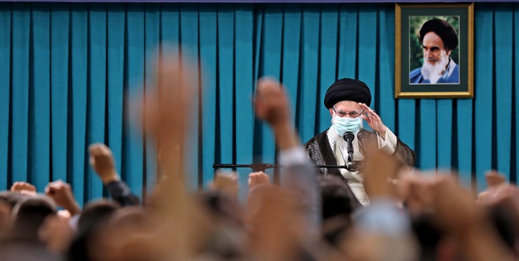 رهبر انقلاب: انتقام شهید سلیمانی را در وقت خودش می‌گیریم/ نوجوان امروز عاقل، خردمند و صاحب تحلیل است