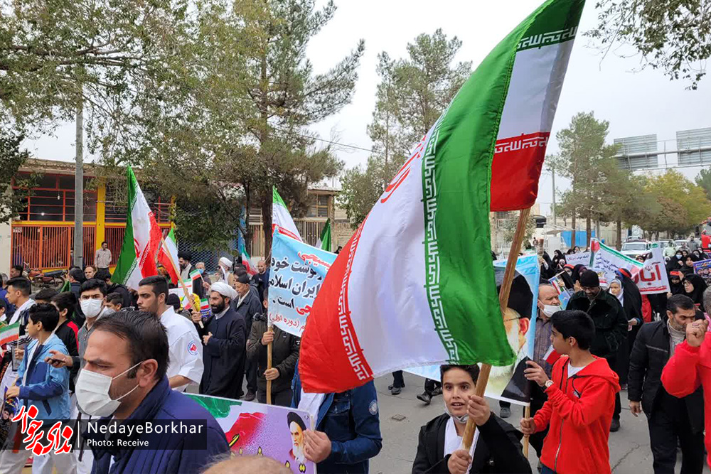 تصاویر | راهپیمایی یوم الله ۱۳ آبان در شهر خورزوق