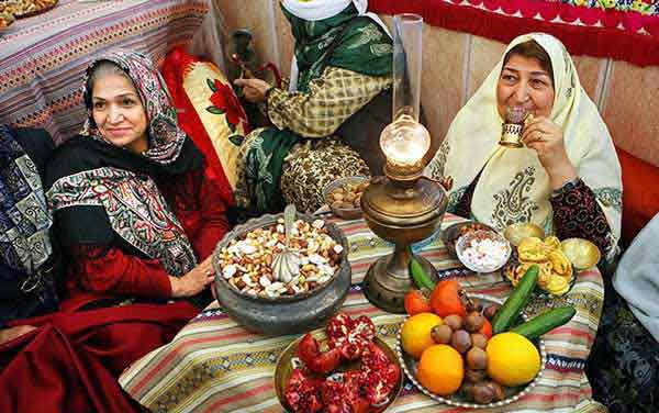 سفره شب یلدا را اینگونه بچینید