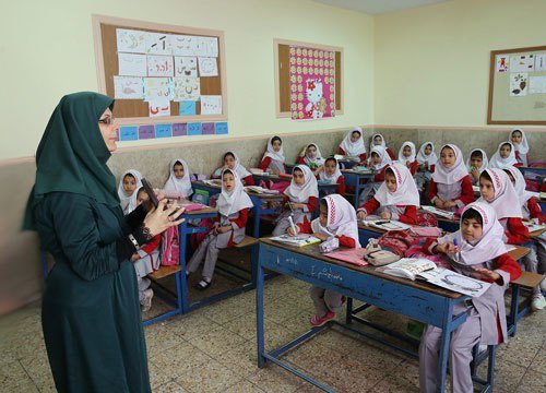 کلاس‌های جبرانی پنجشنبه‌ها در مدارس برخوار تشکیل می‌شود