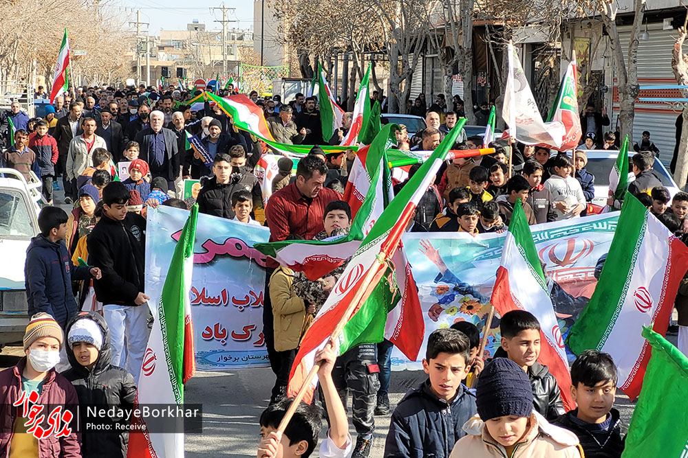تصاویر | راهپیمایی یوم‌الله ۲۲ بهمن ۱۴۰۱ در دستگرد برخوار