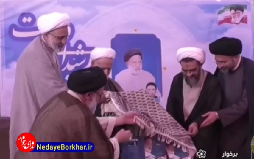 رونمایی از کتاب «شیدای دوست» زندگی‌نامه حجت‌الاسلام سید حسین مهاجر + فیلم