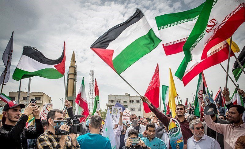 ملت ایران بر عهد خود در حمایت از مظلومان و مبارزه با ستمگران ثابت قدم است