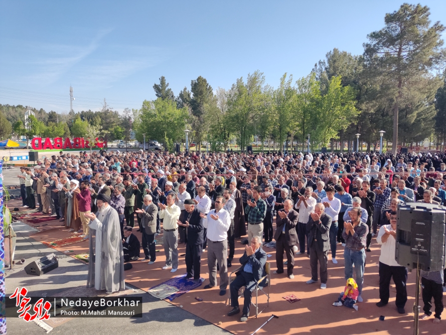 تصاویر | اقامه نماز عید سعید فطر در شهر حبیب آباد