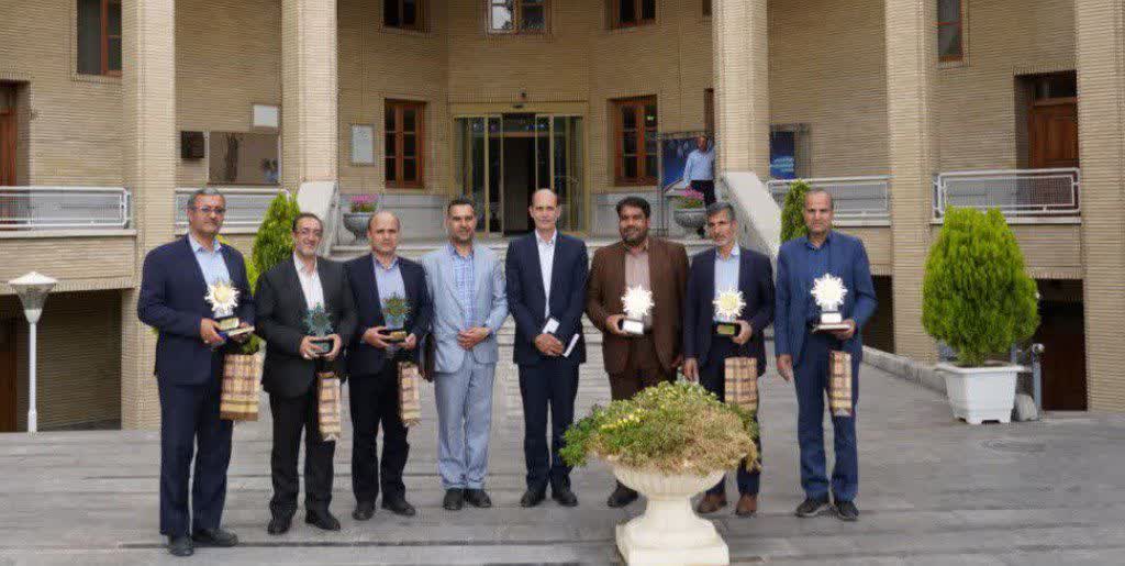شورای آموزش و پرورش شهرستان برخوار شورای برتر استان اصفهان شد