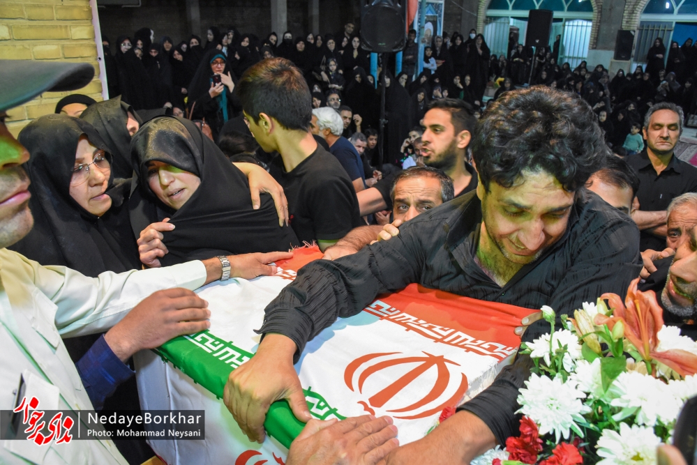 تصاویر | وداع با شهید مدافع امنیت سرگرد مهدی یزدی در دلیگان خورزوق