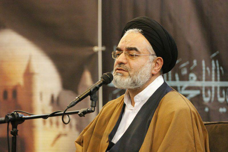 دشمن به شدت درحال تلاش است که به ایمان، اسلام و انقلاب ما ضربه بزند