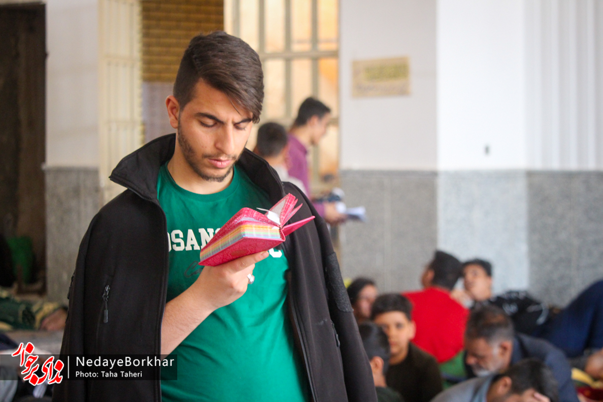 بیش از ۴ هزار نفر در شهرستان برخوار معتکف شدند