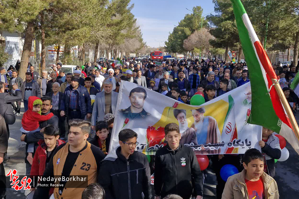 تصاویر| راهپیمایی یوم‌الله ۲۲ بهمن در خورزوق
