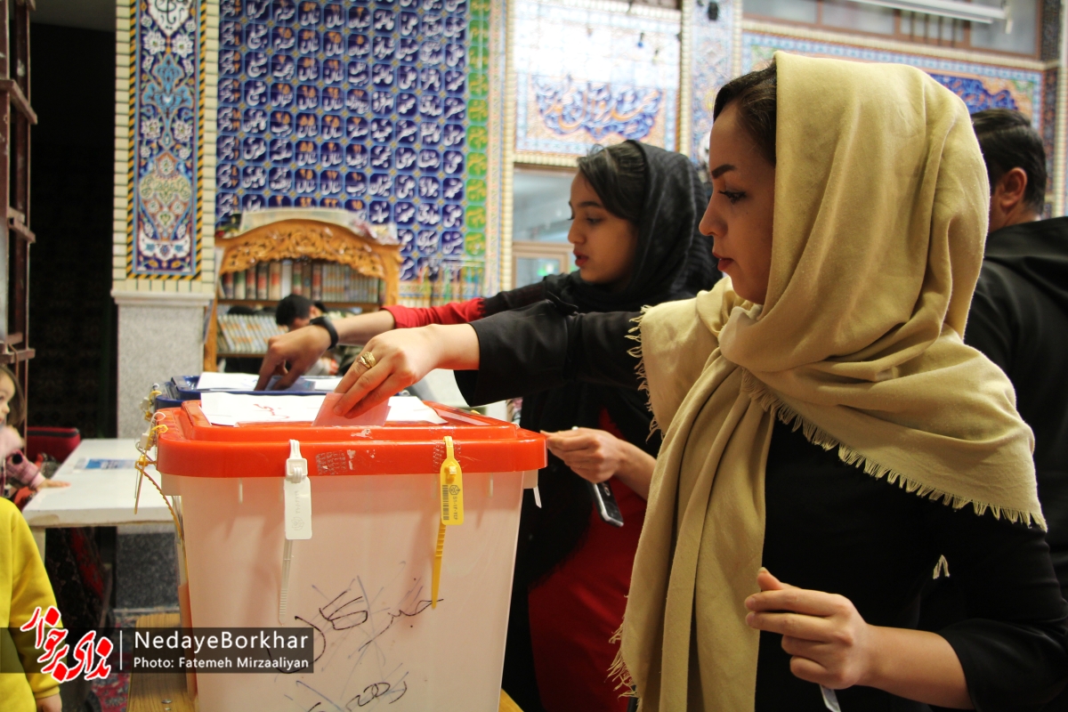 تصاویر| انتخابات مجلس شورای اسلامی و خبرگان رهبری در خورزوق