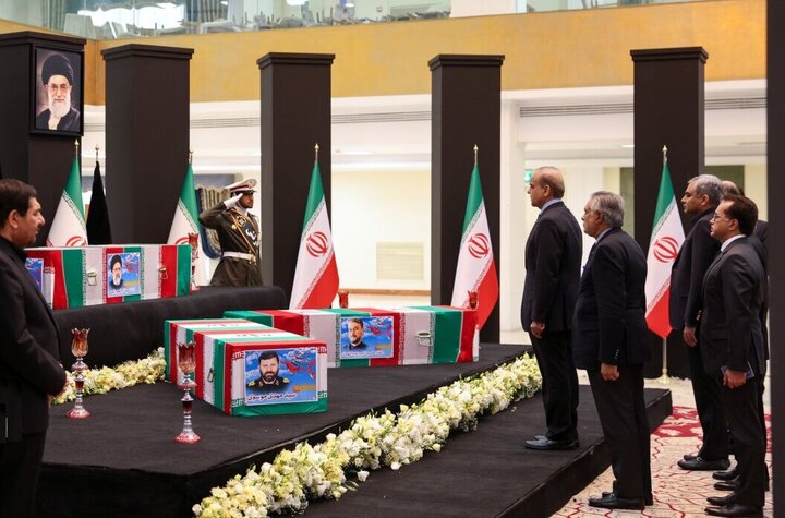 ۶۸ تن از سران کشورهای خارجی به رئیس‌جمهور شهید ادای احترام کردند