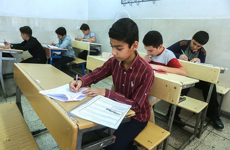 ۸ دستاورد شاخص آموزش و پرورشی دولت سیزدهم در برخوار+ پوستر