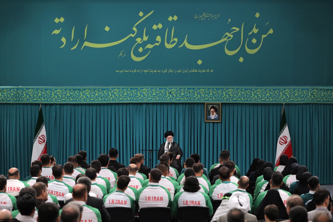 رهبر انقلاب: سیاست‌ دوگانه کشورهای حاکم بر ورزش در المپیک محسوس بود
