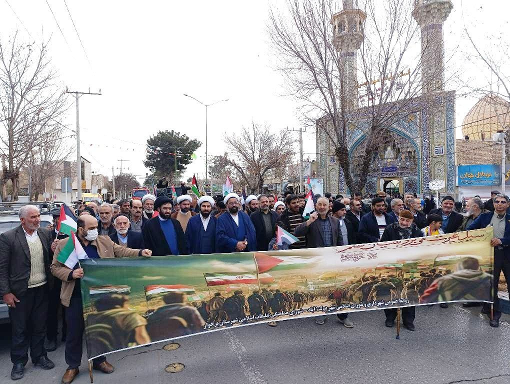راهپیمایی «جمعه فتح» در مرکز شهرستان برخوار+ فیلم