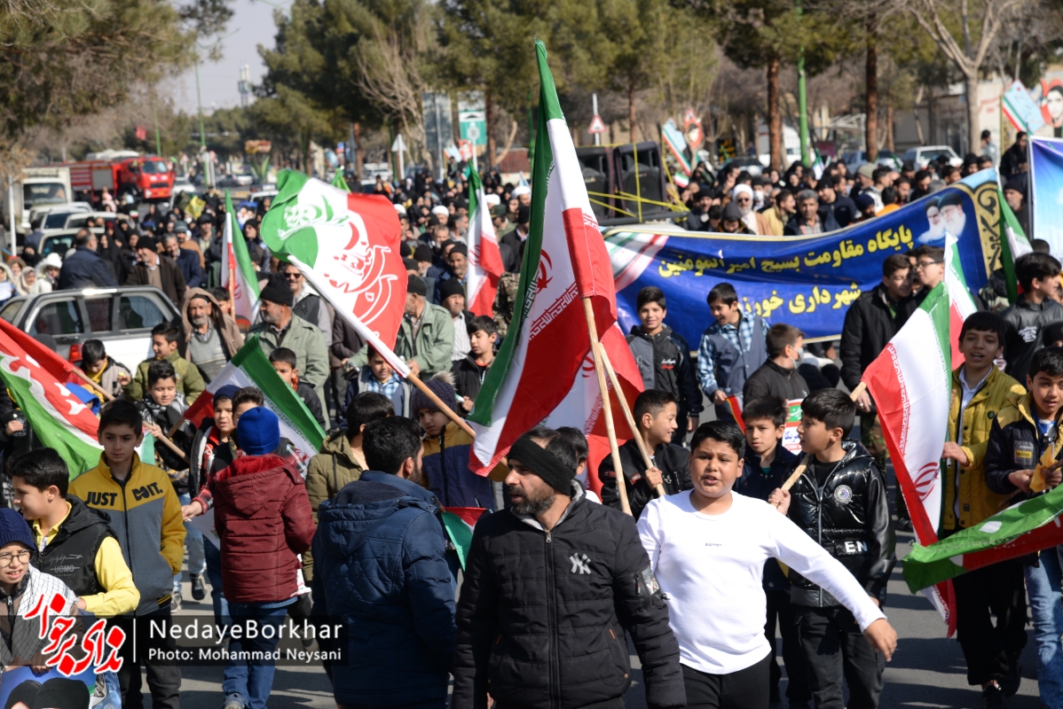 تصاویر| راهپیمایی یوم‌الله ۲۲ بهمن در خورزوق