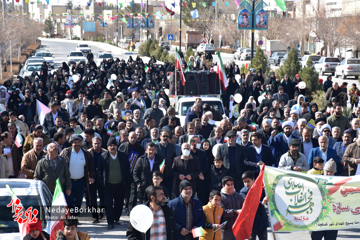 تصاویر| راهپیمایی یوم‌الله ۲۲ بهمن در کمشچه