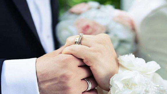 عقد آریایی از منظر فقه امامیه