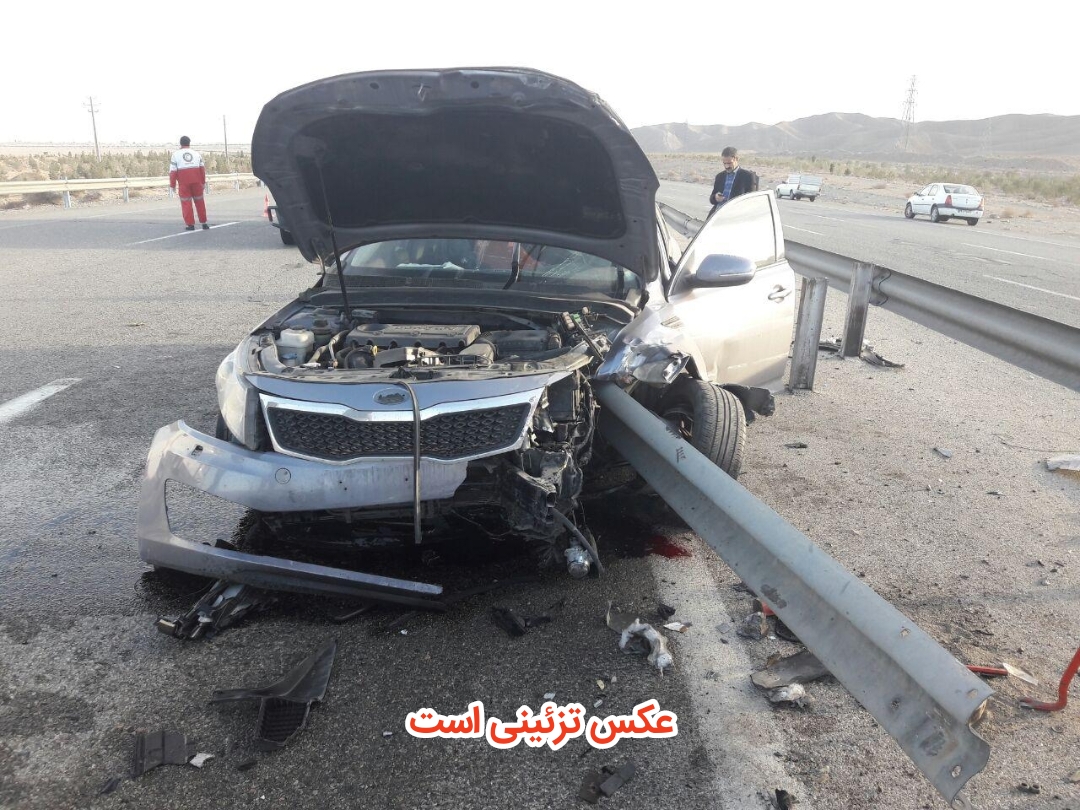 ۵ مصدوم در حادثه برخورد سمند با گاردریل در برخوار