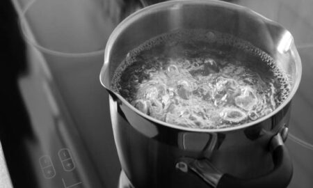 آب را دوبار نگذارید بجوشد!