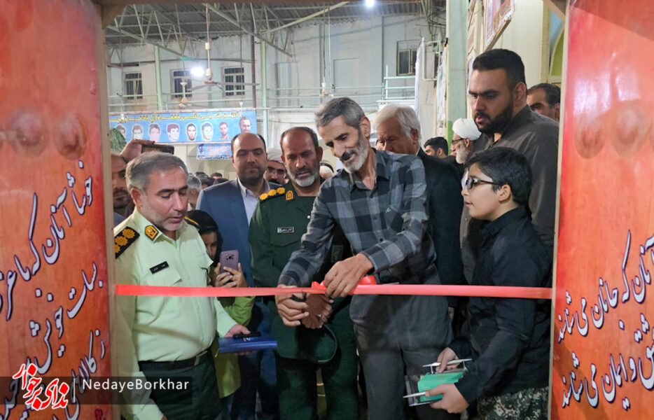 نمایشگاه افلاکیان خاکی در حبیب آباد افتتاح شد
