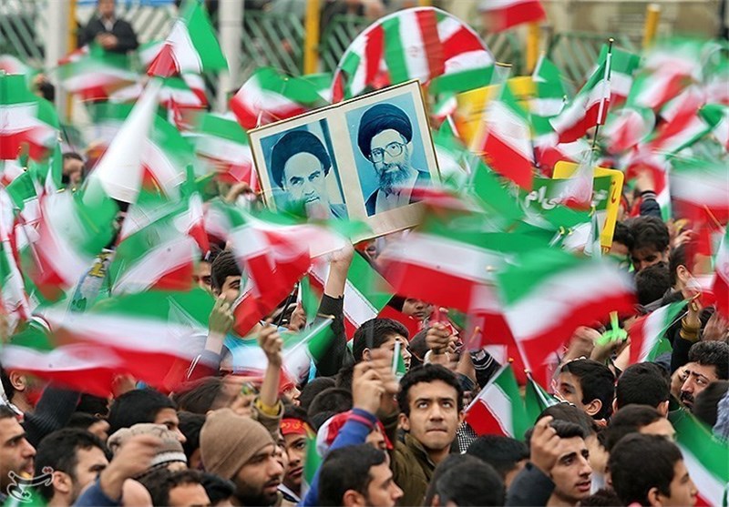 نسل امروز ایران، انقلاب را در ساختن آینده جستجو می‌کند
